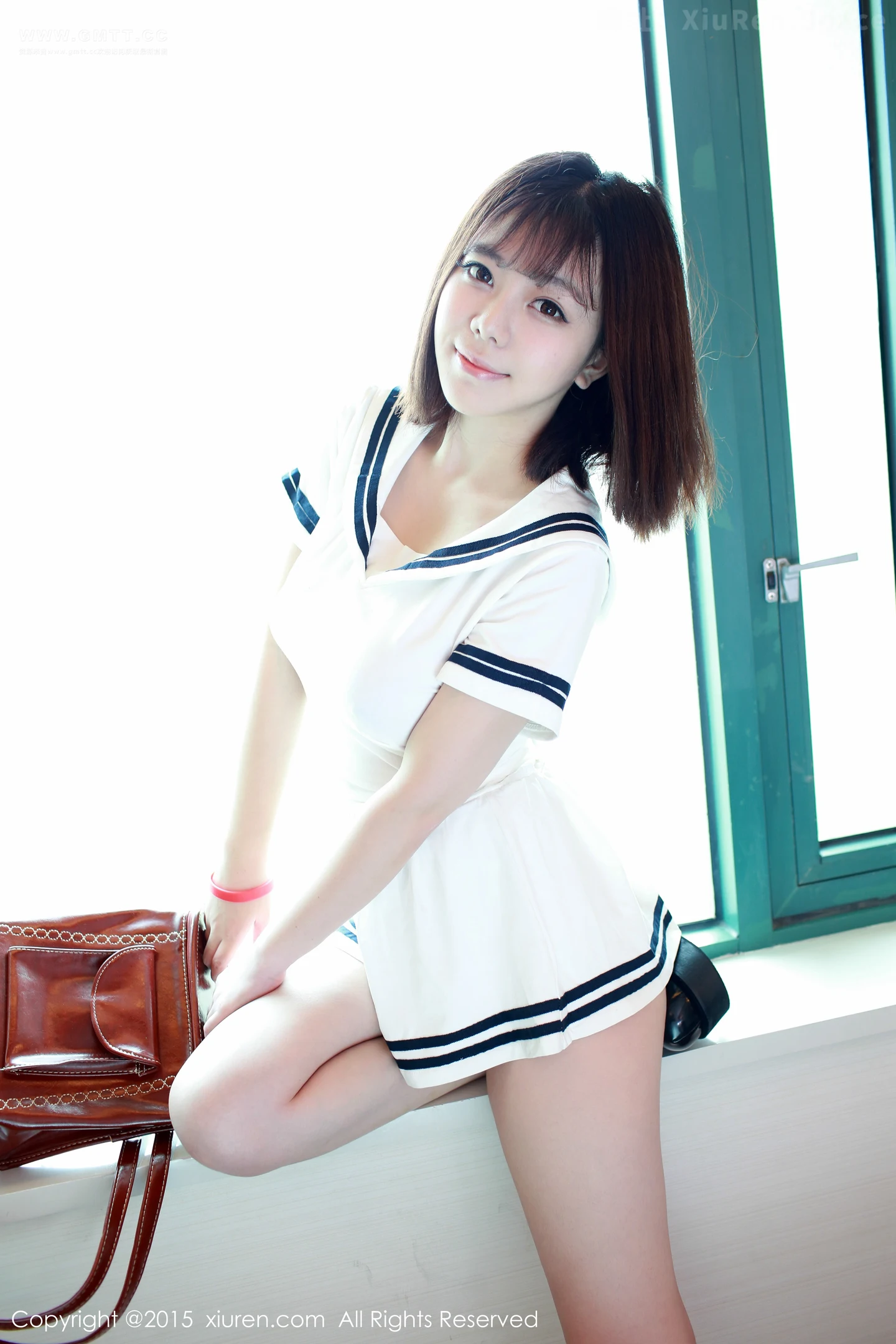 图片[5]-[XiuRen秀人网]VOL.390 巨乳嫩模刘飞儿Faye宿务旅拍脱海军制服秀美乳诱惑写真38P-秀人网官方网站